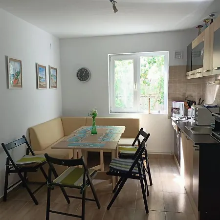 Casa A 招待所 3*